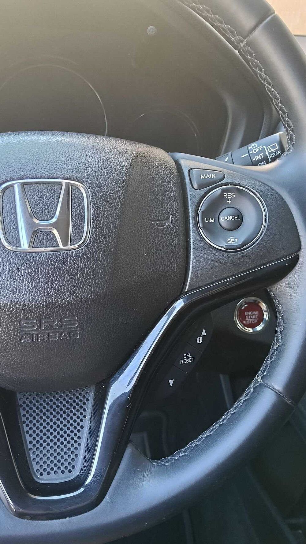 Honda HR-V 1.5 i-VTEC Executive Navi ADAS