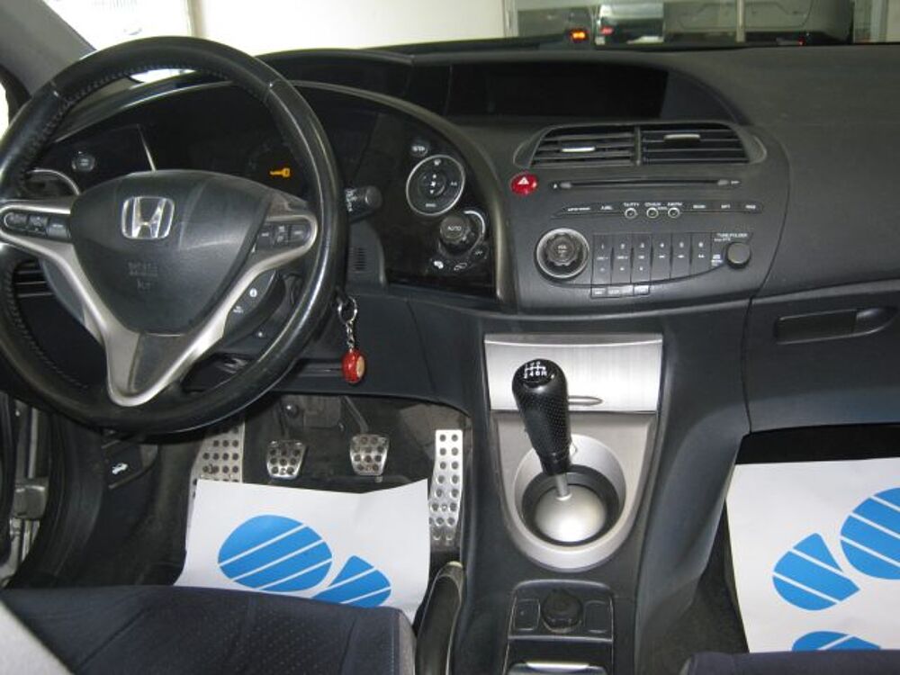 Honda Civic 1.8 i-VTEC 5p. Sport