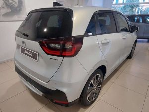 Honda Jazz  15 Advance