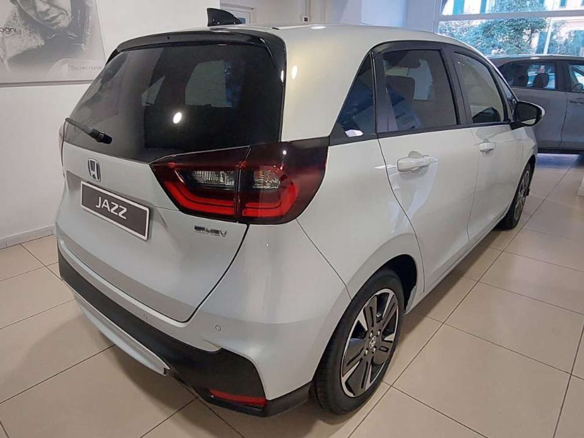 Honda Jazz  15 Advance