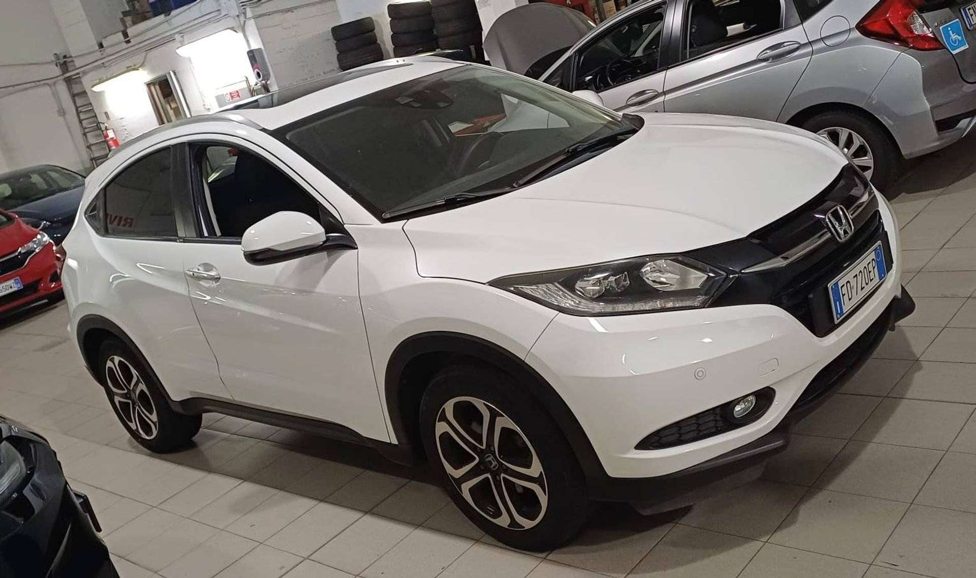 Honda HR-V HR-V II 2016 1.6 Executive Navi Adas km 15000!!!