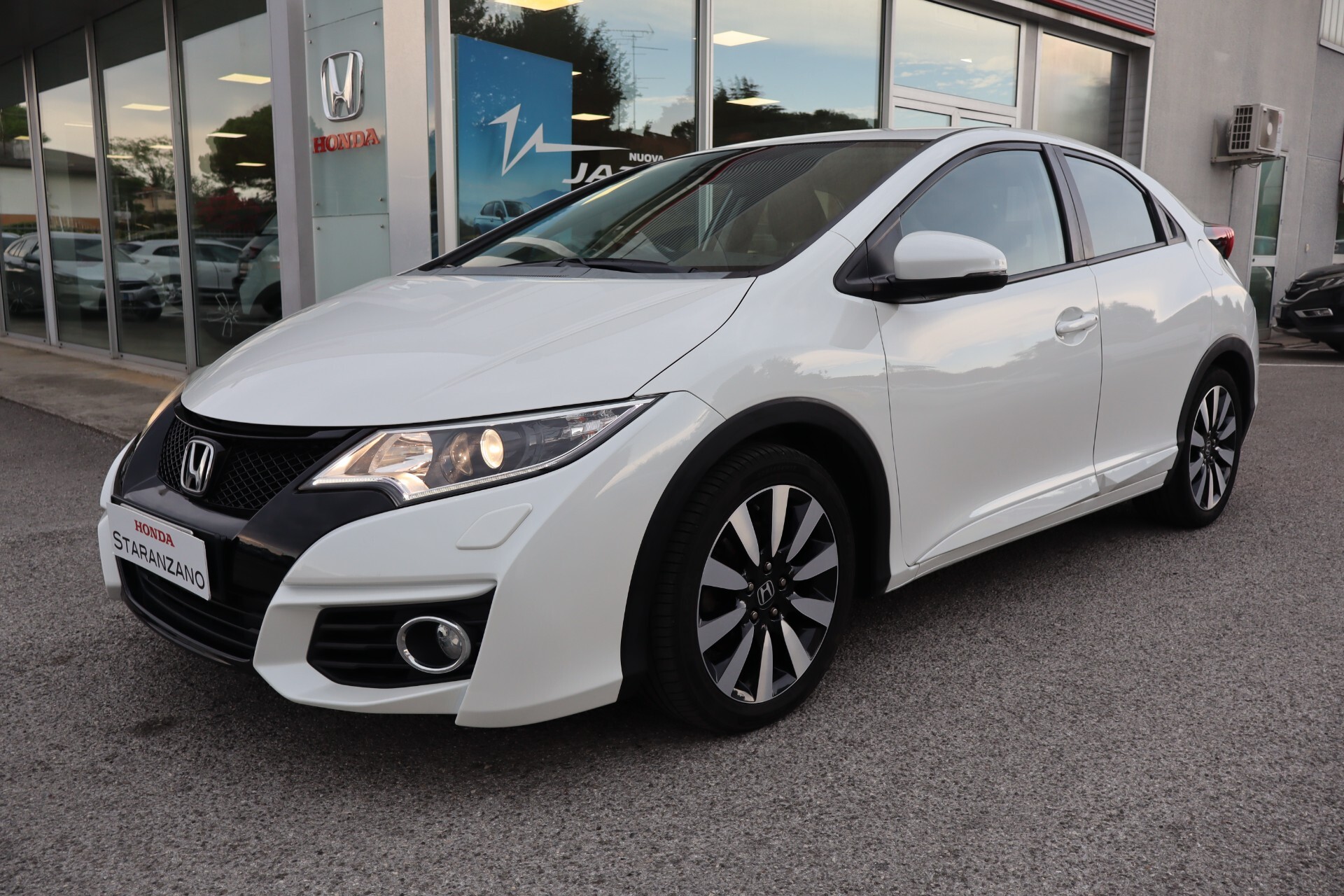 Honda Civic 1.6 i-DTEC Elegance Navi