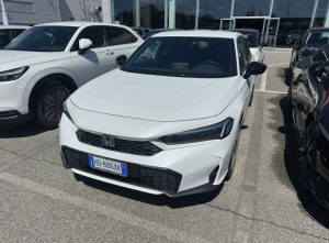 Honda Civic 2.0 Sport eCVT
