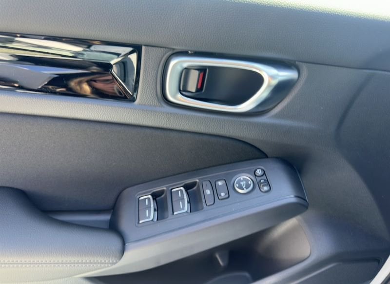 Honda Civic 2.0 Sport eCVT