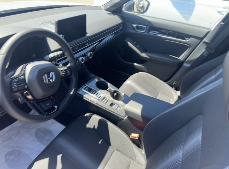 Honda Civic 2.0 Sport eCVT