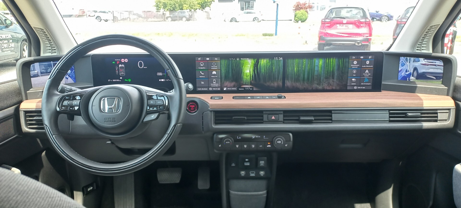Honda e Advance 17