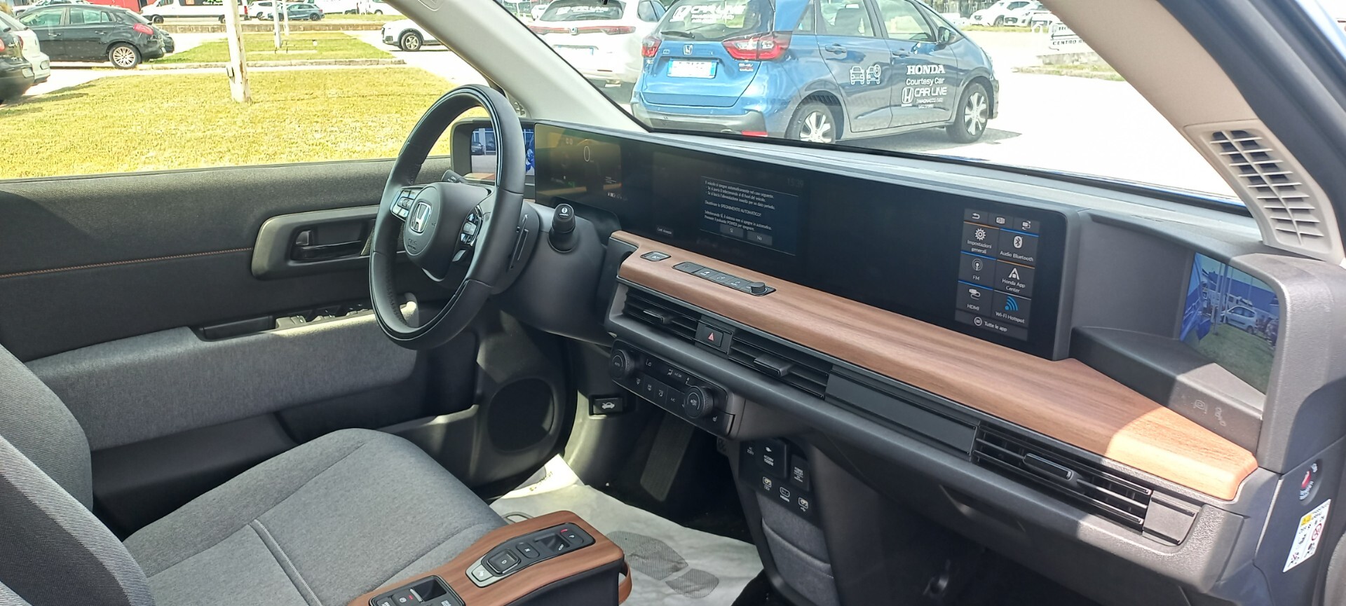 Honda e Advance 17