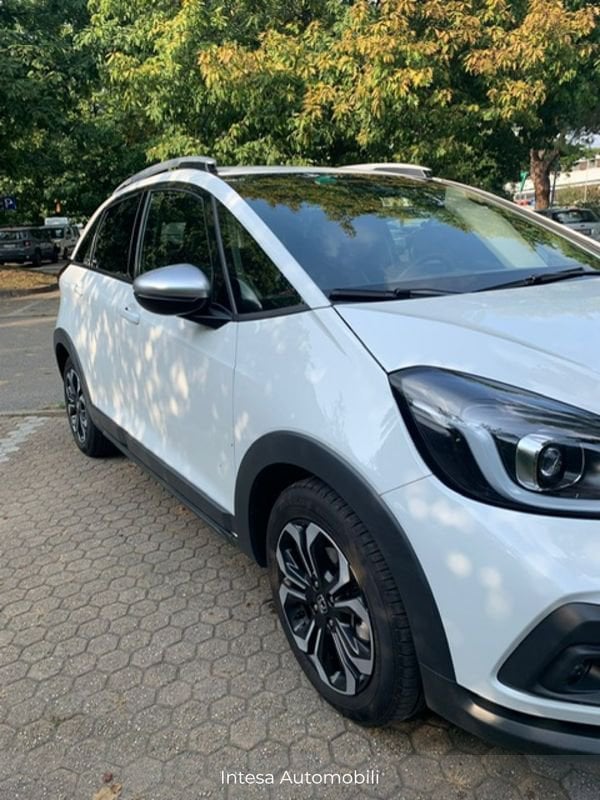 Honda Jazz 1.5 Crosstar eCVT Executive