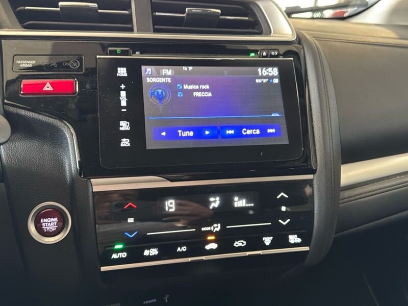 Honda Jazz Jazz 1.3 benzina 102 cv Elegance Navi Adas