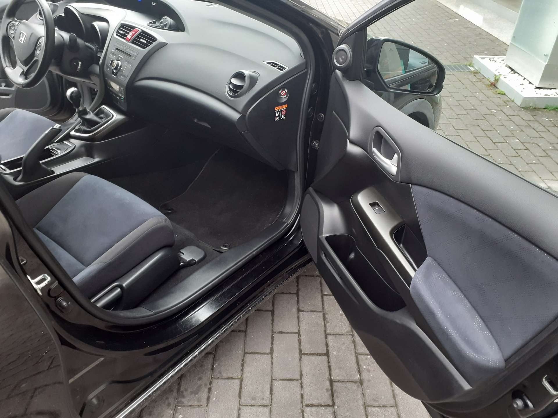 Honda Civic  Civic 5p 1.4 i-vtec Elegance Neopatentati