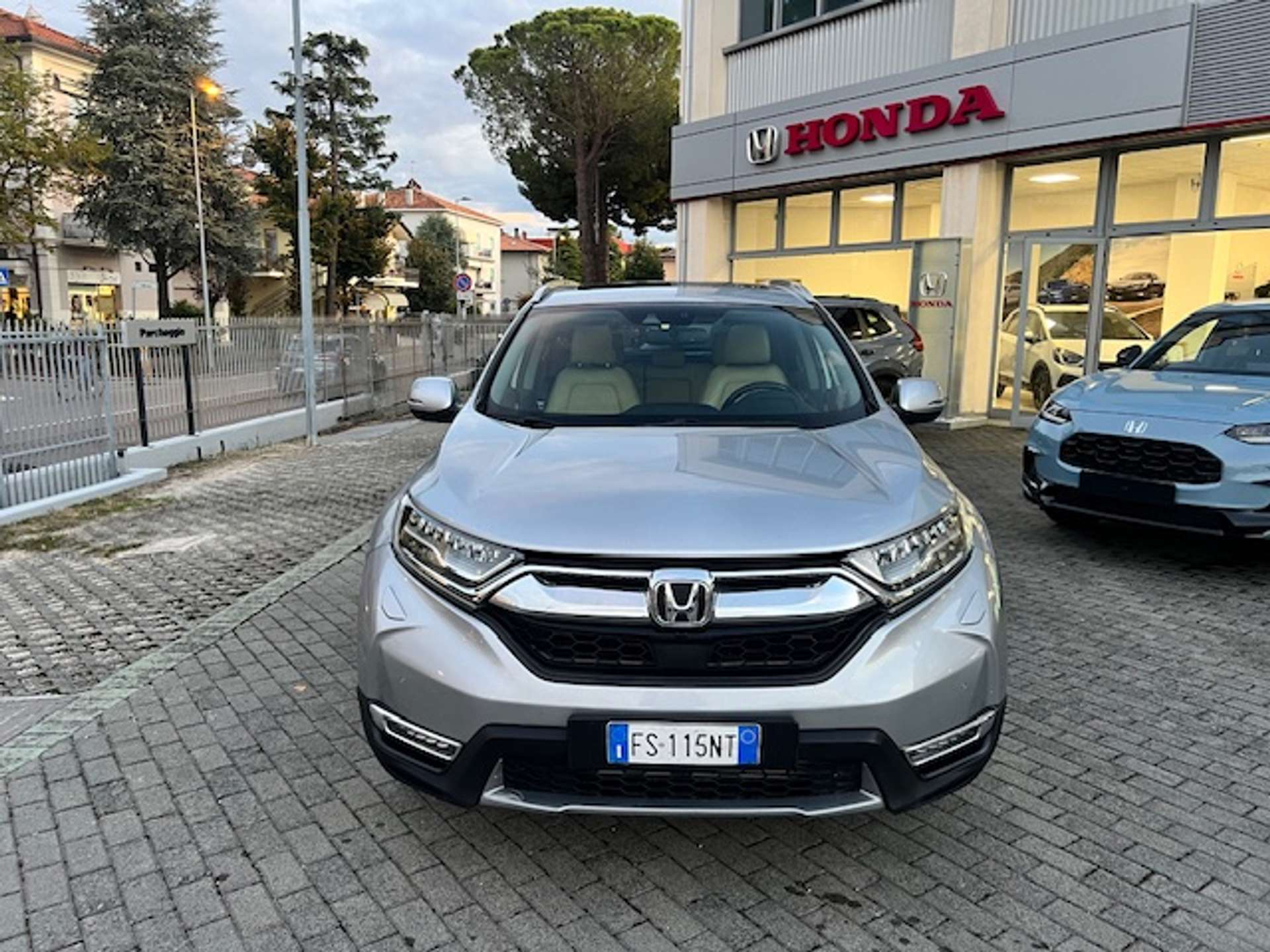 Honda CR-V CR-V 1.5 t Executive Navi awd cvt