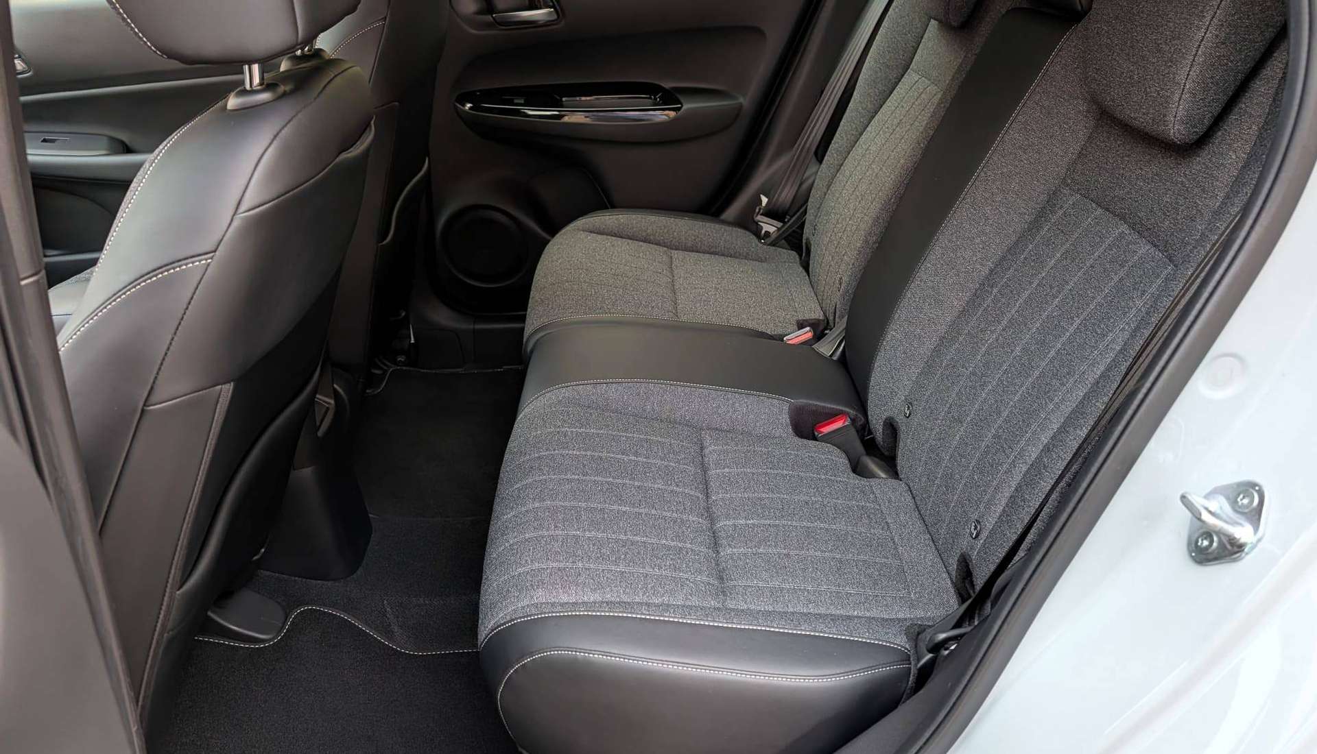 Honda Jazz  Jazz IV 1.5 hev Elegance ecvt